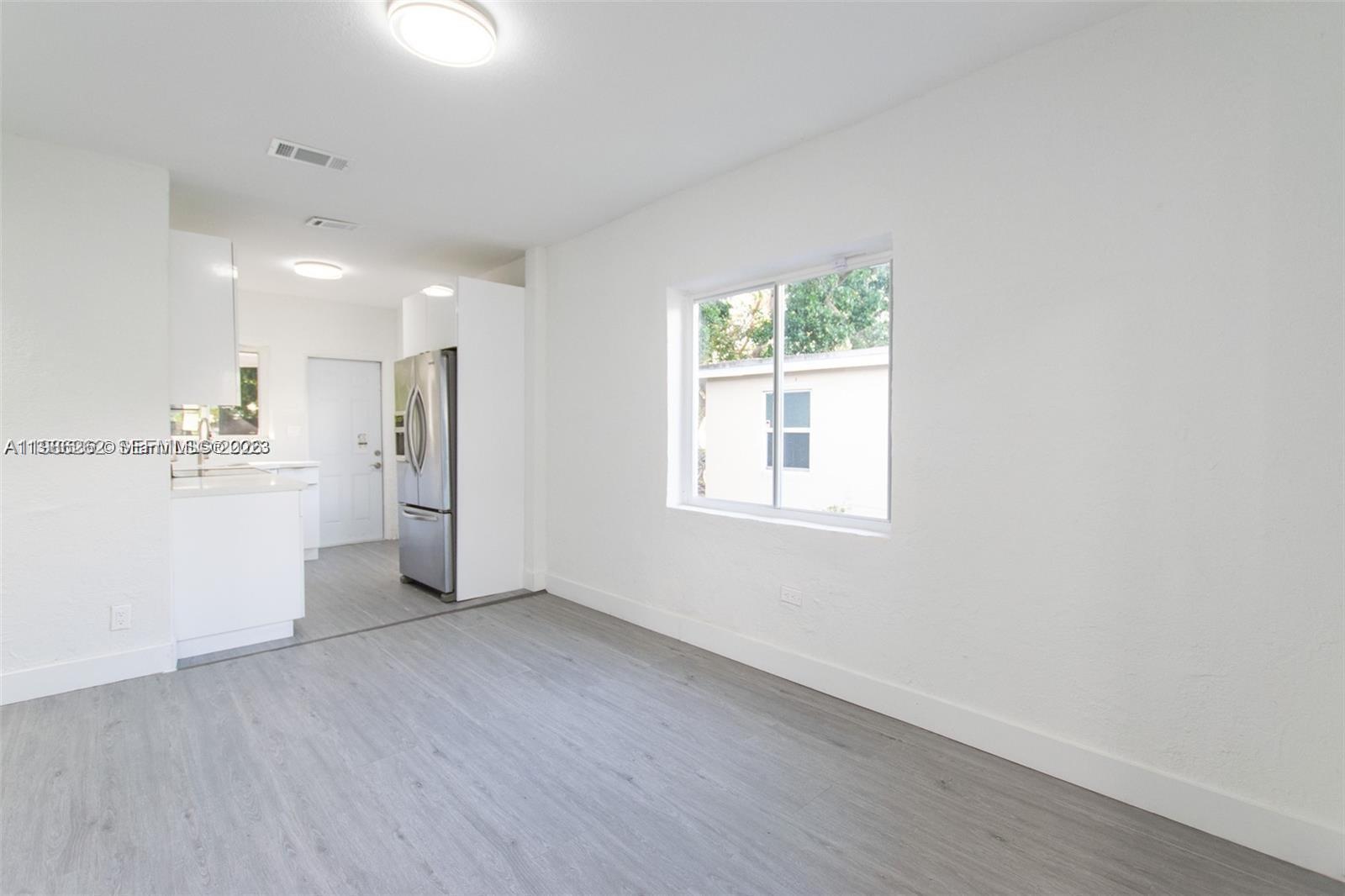 1812 NW 64th St Miami, FL 33147