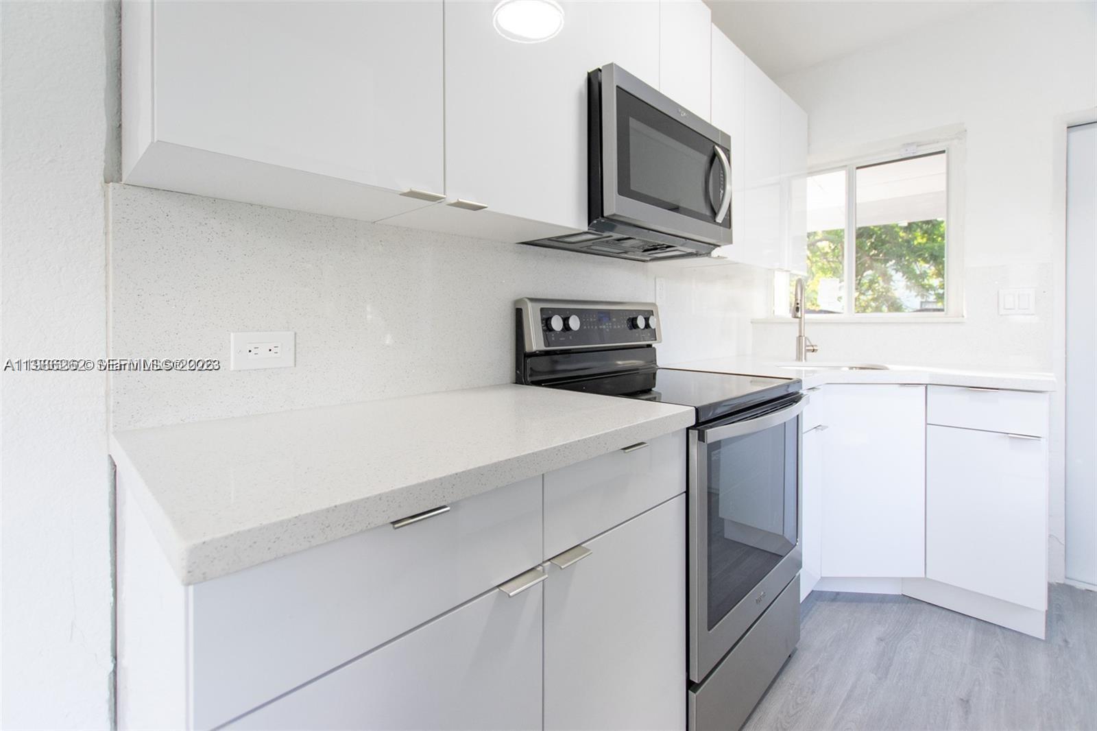 1812 NW 64th St Miami, FL 33147