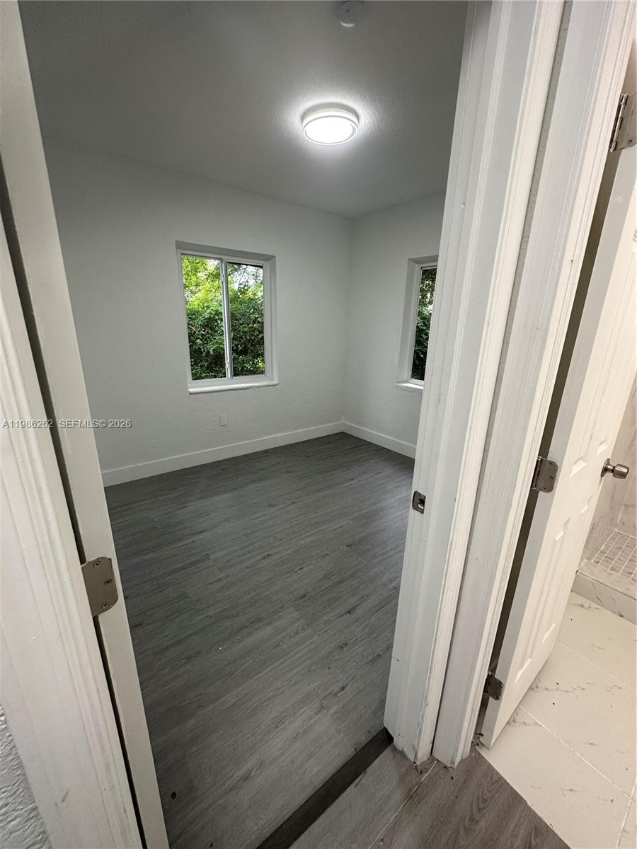 1812 NW 64th St Miami, FL 33147