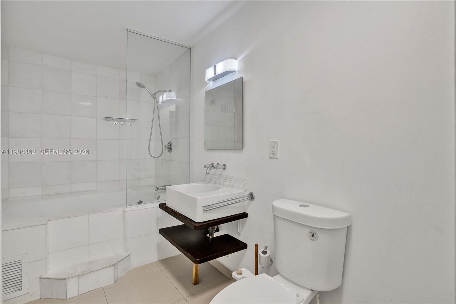 3126 Center St #8 Coconut Grove, FL 33133