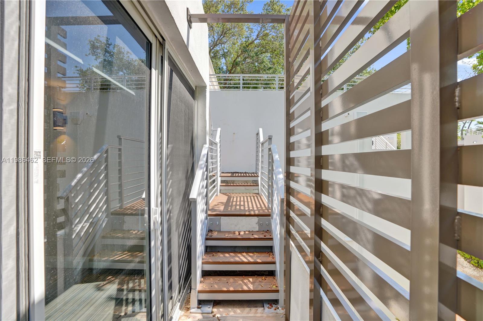 3126 Center St #8 Coconut Grove, FL 33133