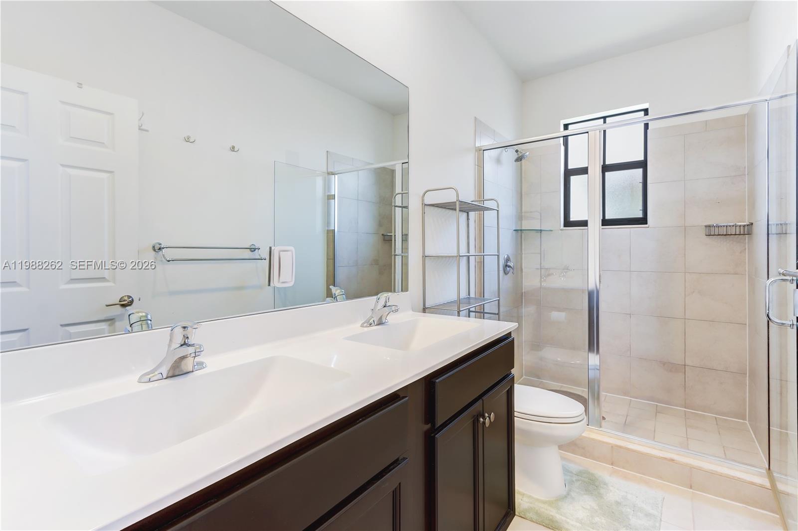 3375 W 100th Ter Hialeah, FL 33018