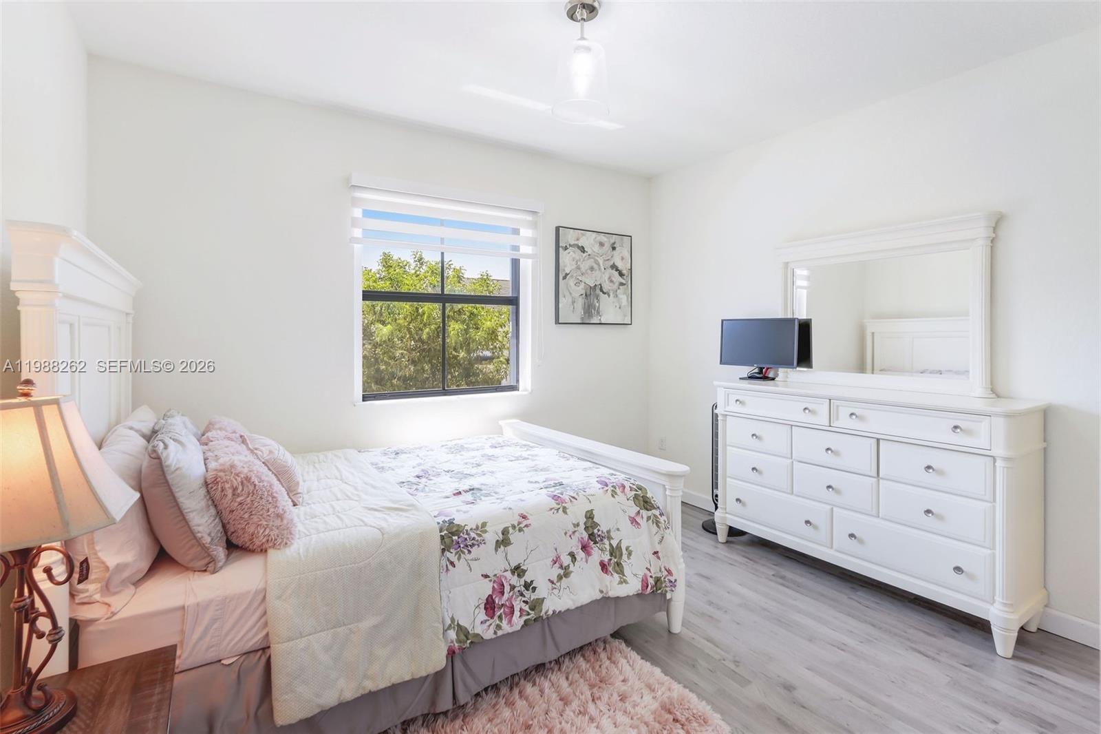 3375 W 100th Ter Hialeah, FL 33018