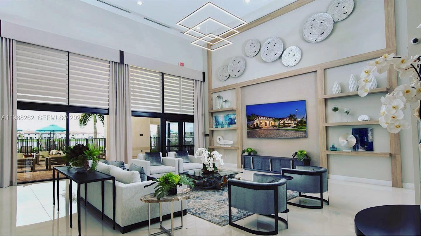 3375 W 100th Ter Hialeah, FL 33018