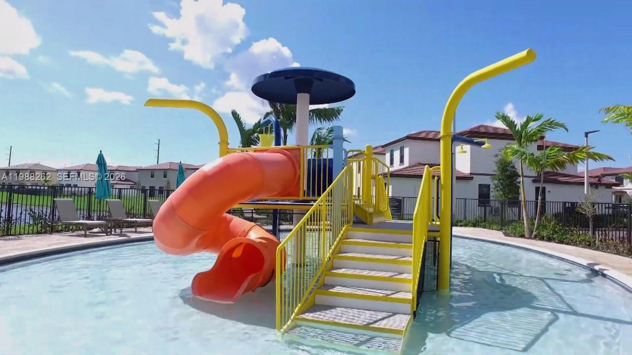 3375 W 100th Ter Hialeah, FL 33018