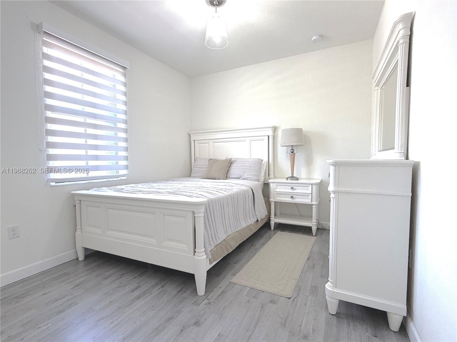 3375 W 100th Ter Hialeah, FL 33018