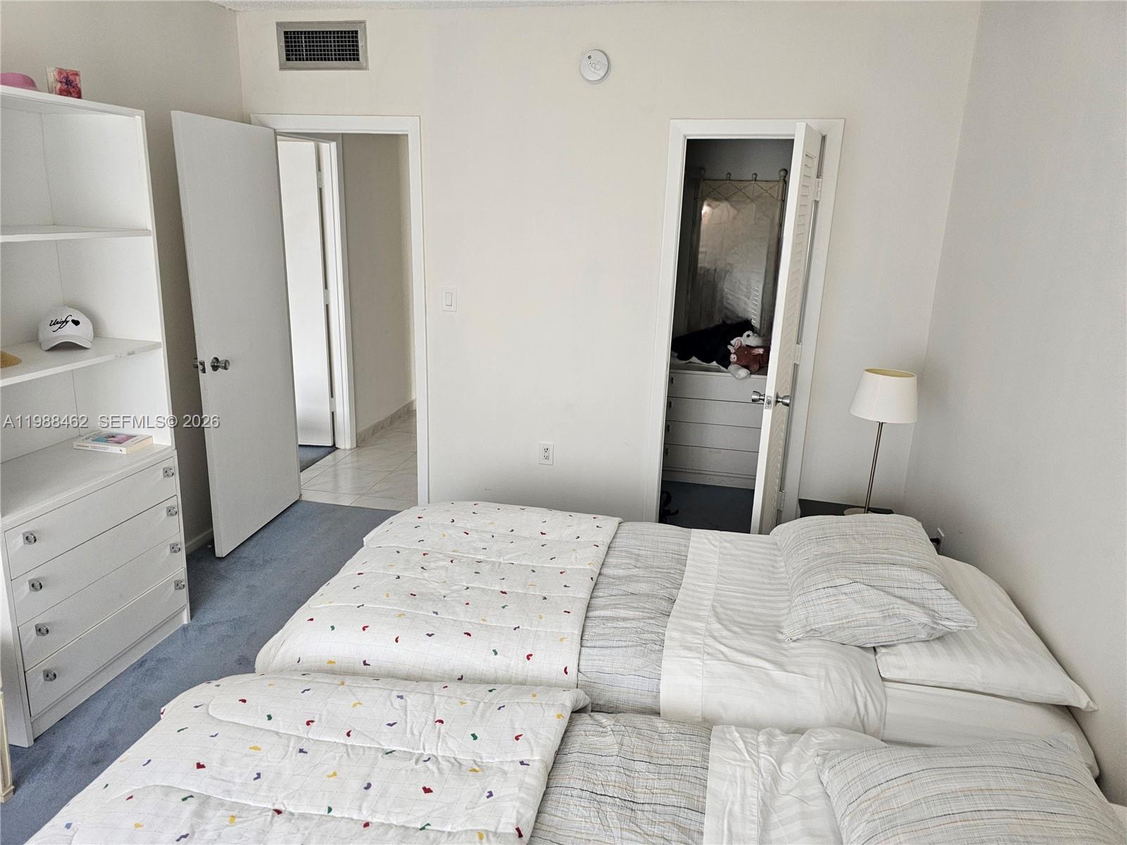 image Arlen House Condo8