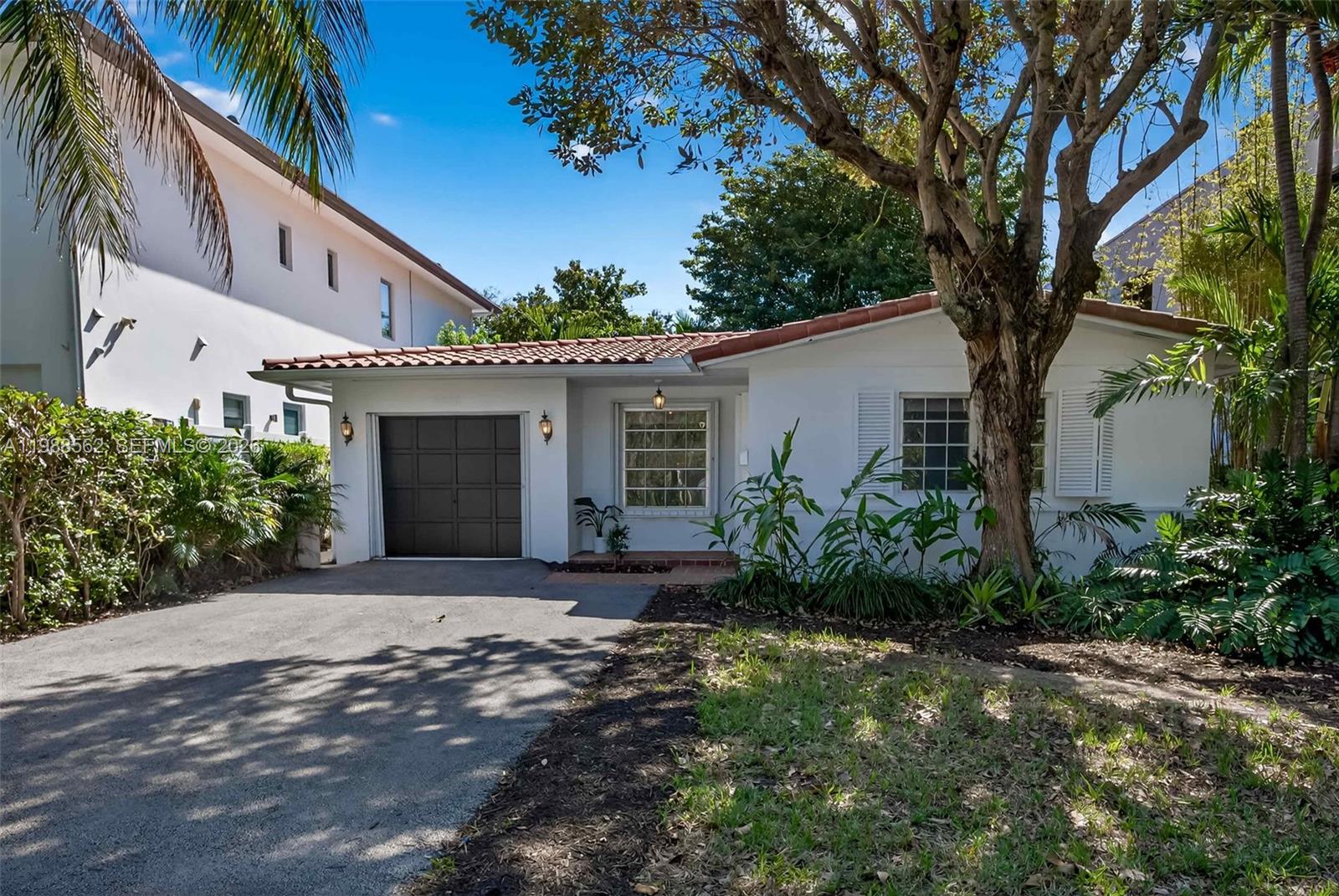 5210 SW 72nd St Miami, FL 33155