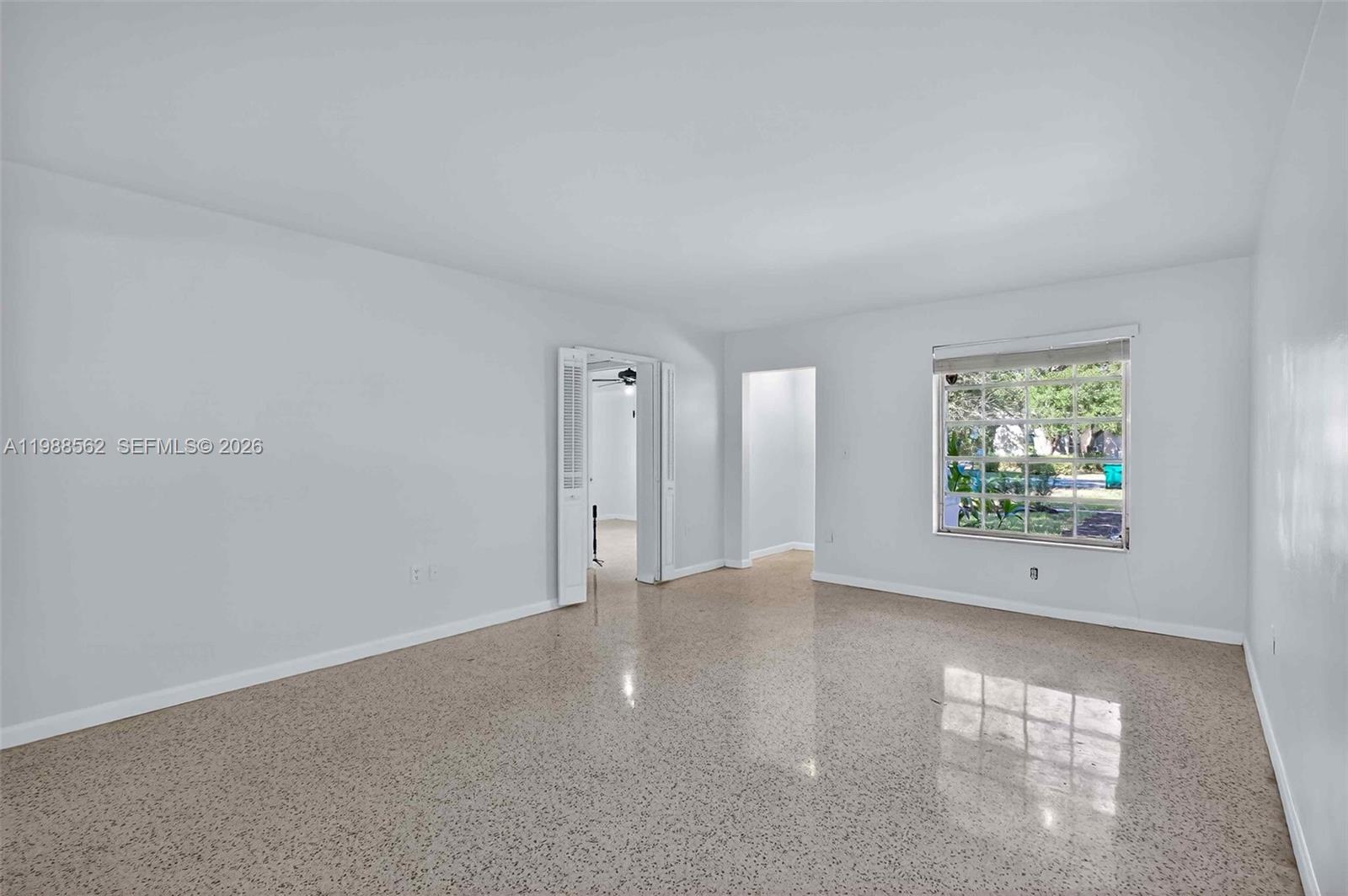 5210 SW 72nd St Miami, FL 33155