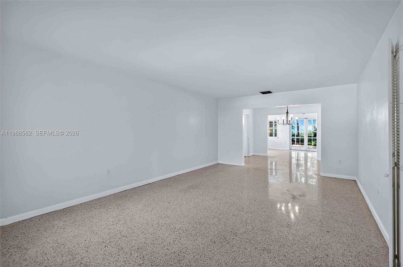 5210 SW 72nd St Miami, FL 33155