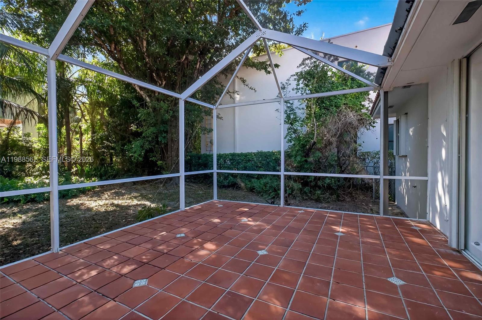 5210 SW 72nd St Miami, FL 33155