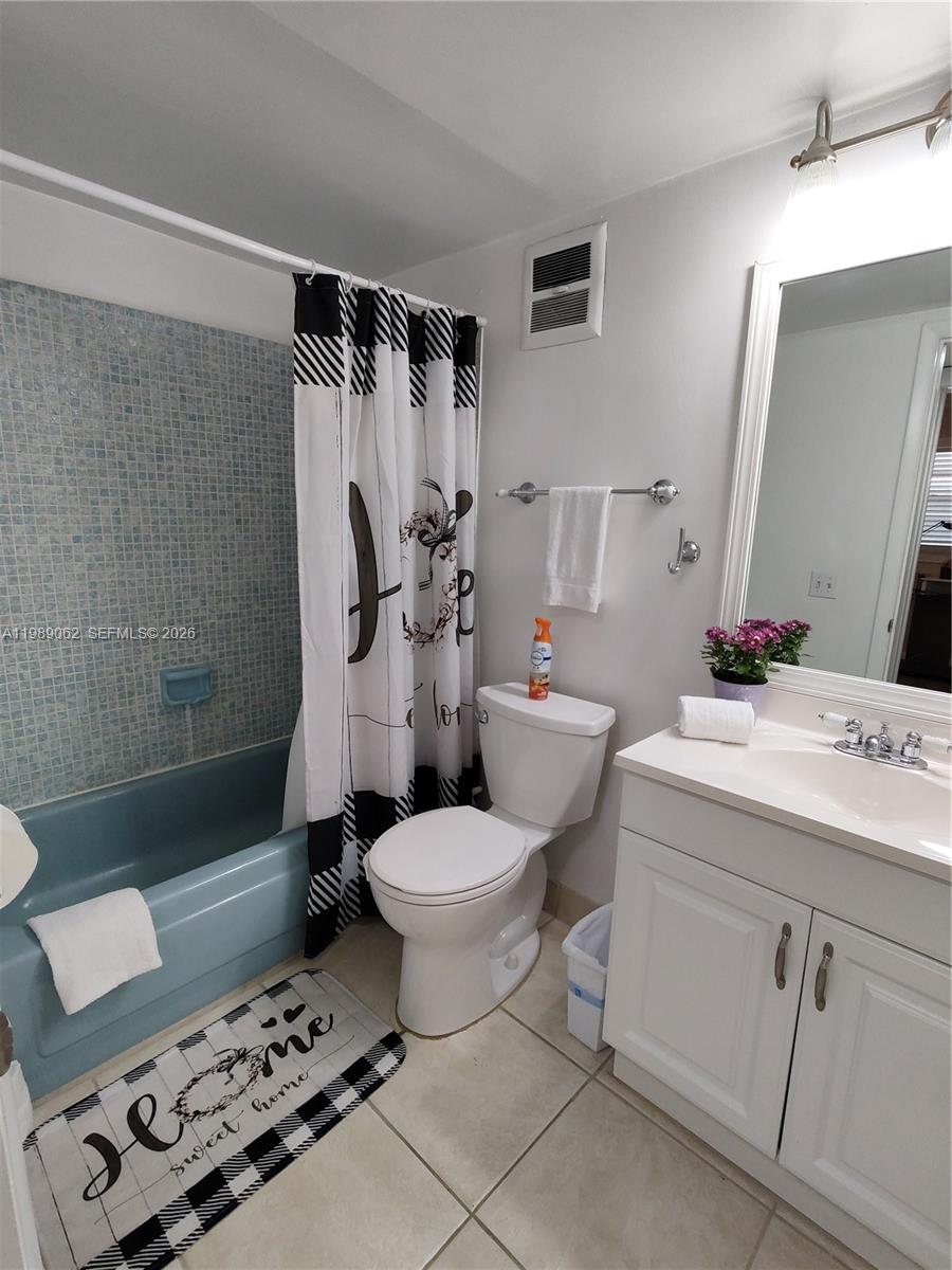 2501 W Golf Blvd #235 Pompano Beach, FL 33064