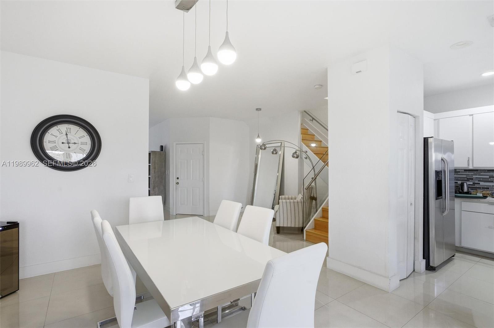 10319 NW 30th Ter Doral, FL 33172