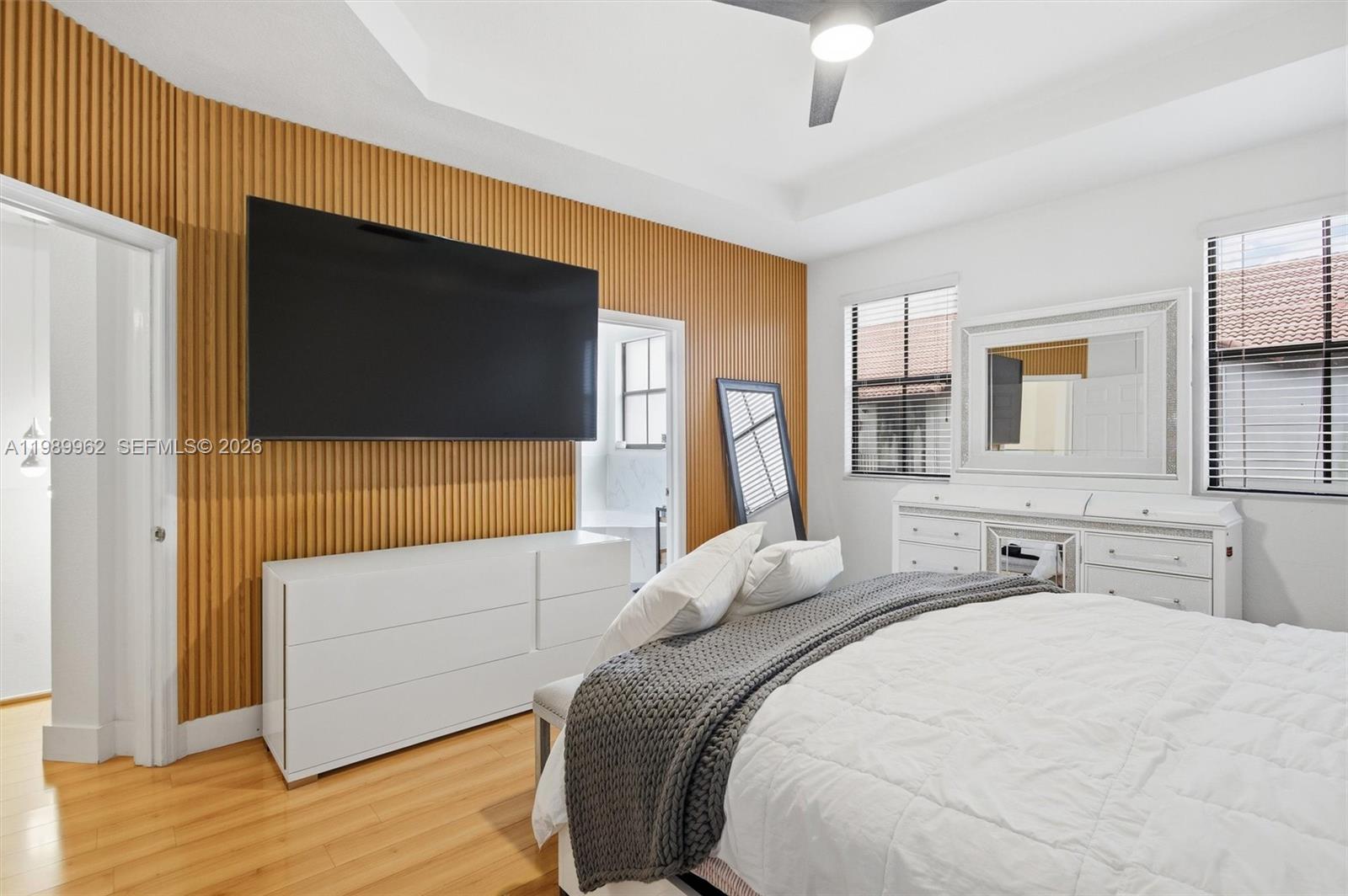 10319 NW 30th Ter Doral, FL 33172