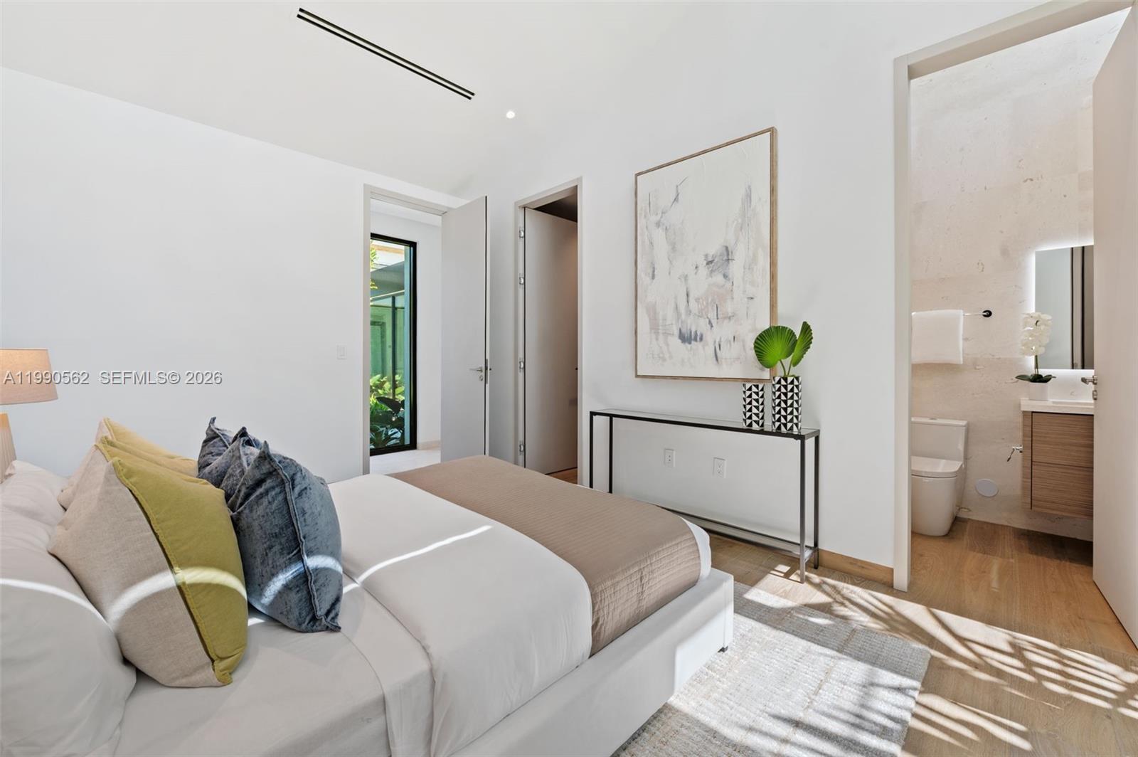 6716 San Vicente St Coral Gables, FL 33146