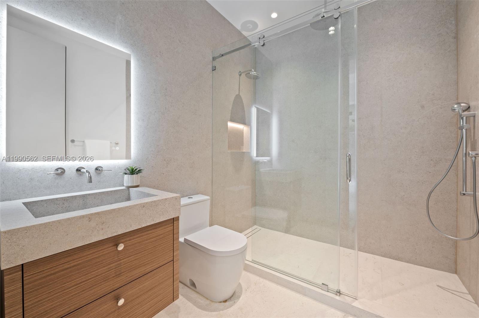 6716 San Vicente St Coral Gables, FL 33146