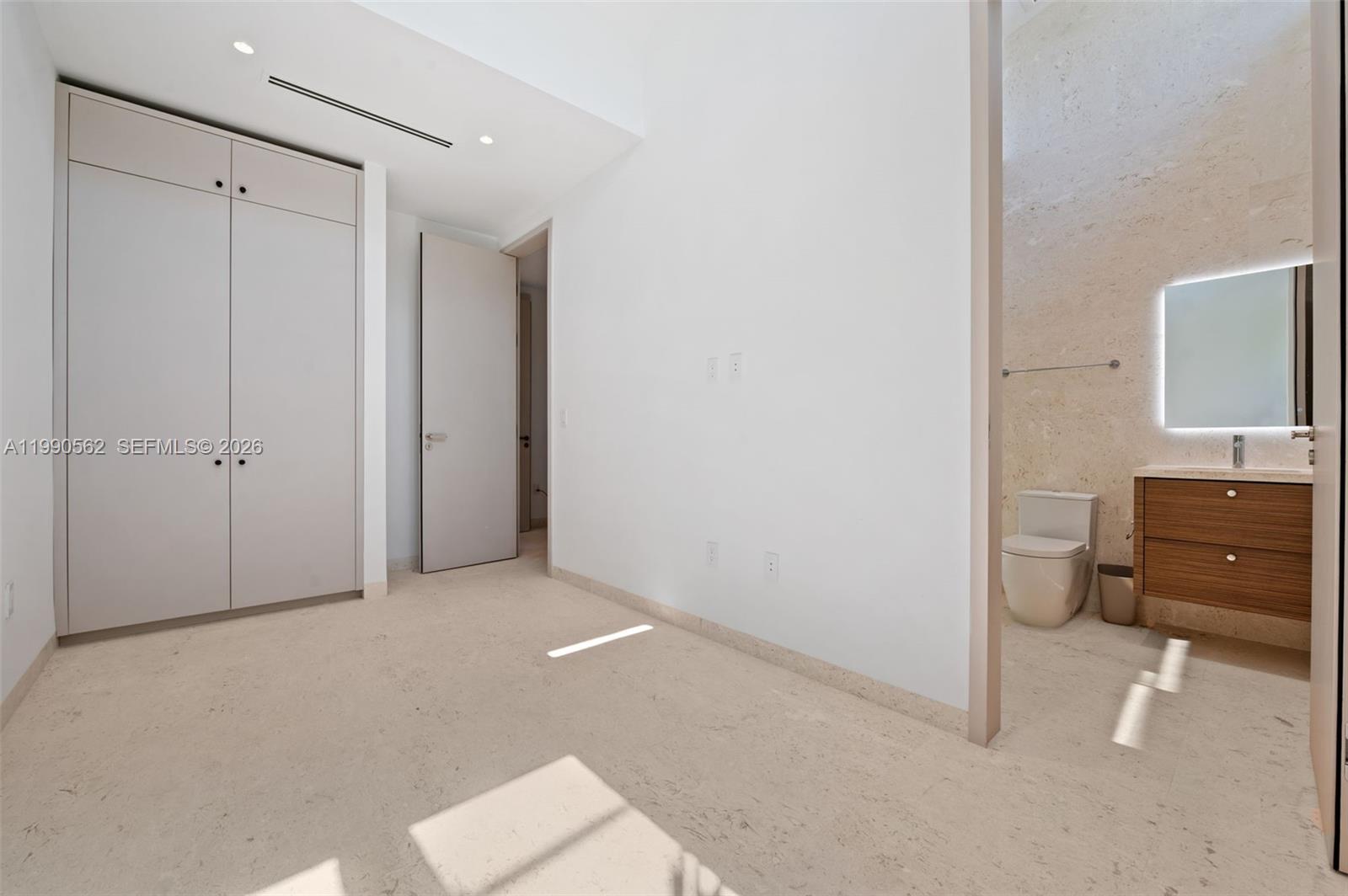 6716 San Vicente St Coral Gables, FL 33146