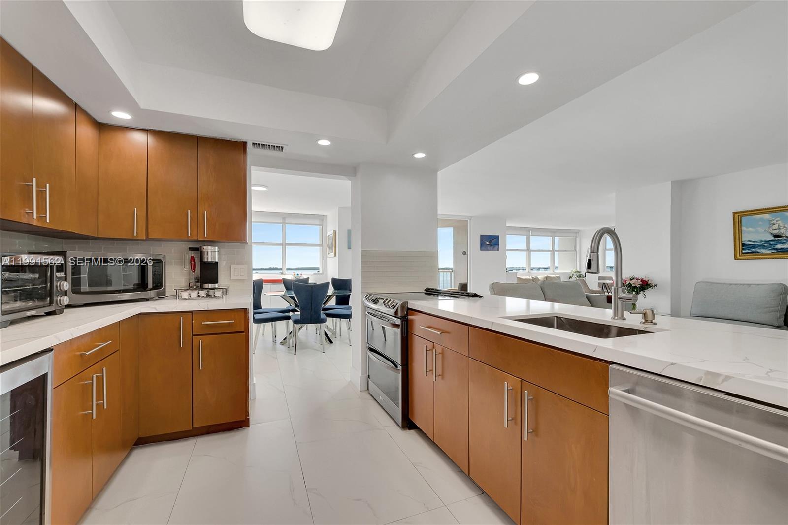 1420 Brickell Bay Dr #1003A Miami, FL 33131