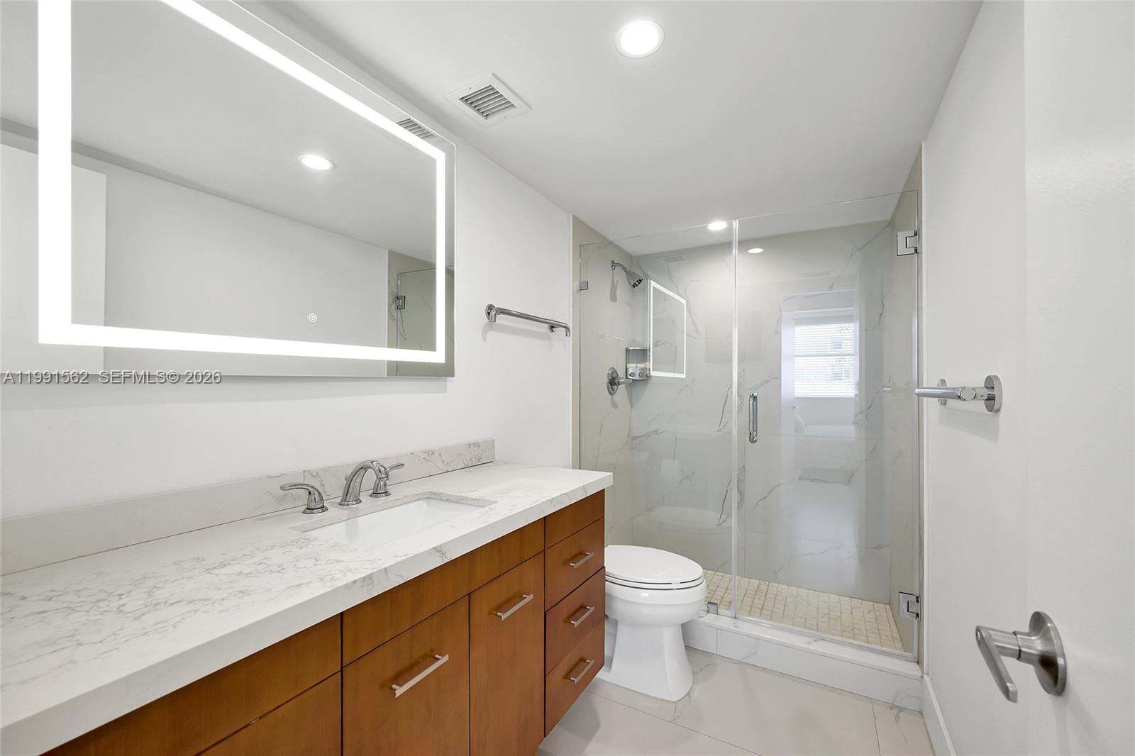 1420 Brickell Bay Dr #1003A Miami, FL 33131