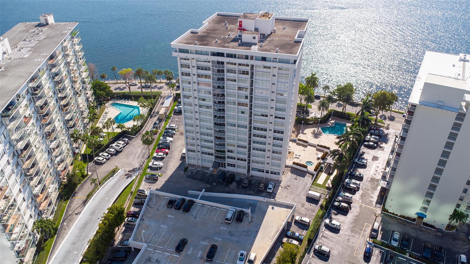 1420 Brickell Bay Dr #1003A Miami, FL 33131