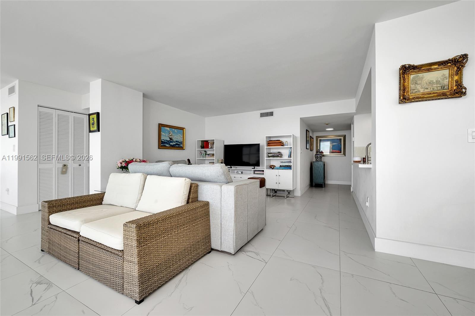 1420 Brickell Bay Dr #1003A Miami, FL 33131