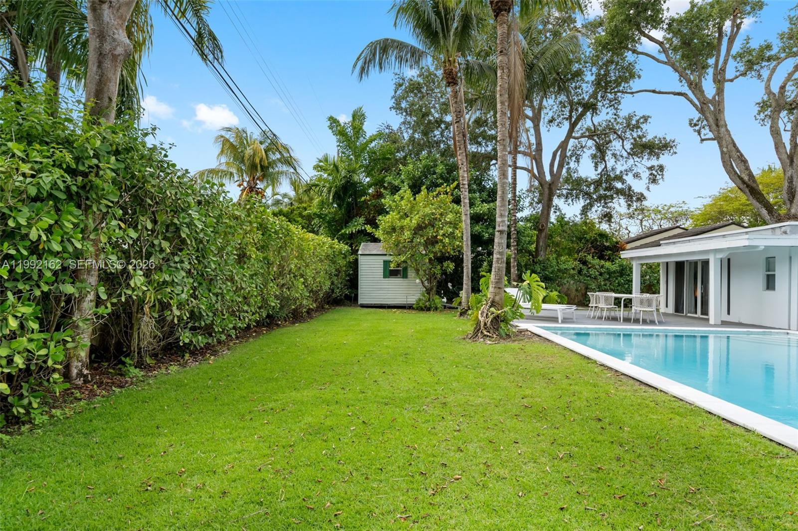 7531 SW 52nd Ct Miami, FL 33143