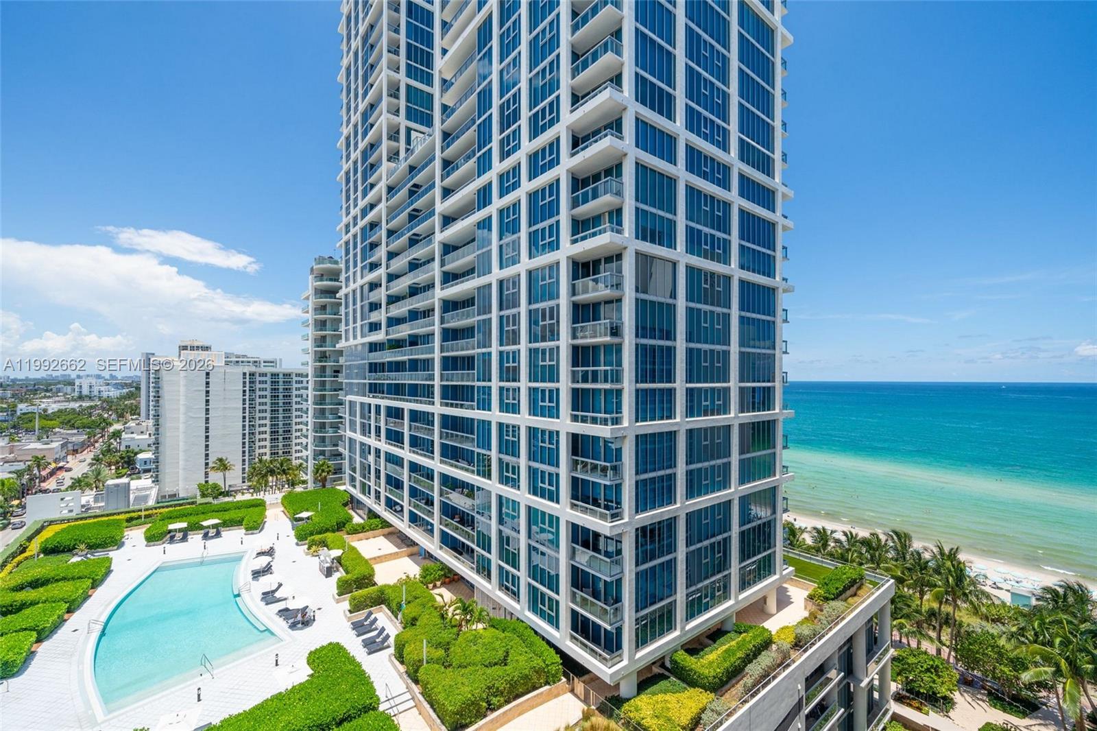 6801 Collins Ave #1414