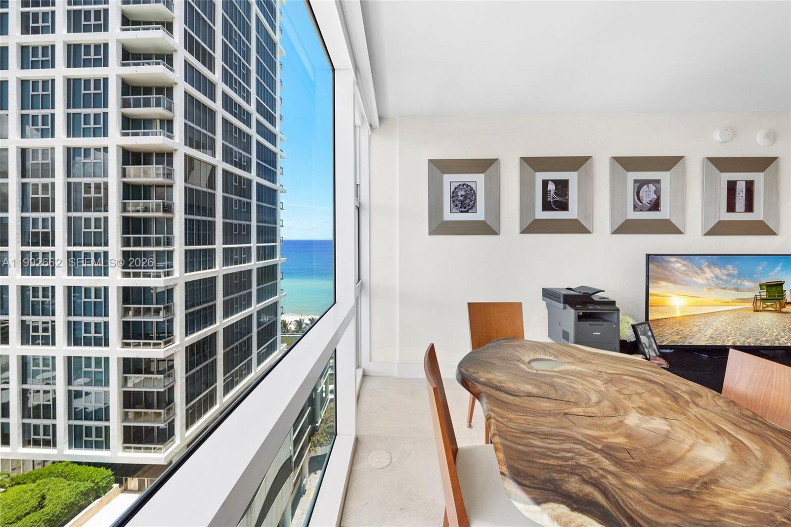 6801 Collins Ave #1414 Miami Beach, FL 33141