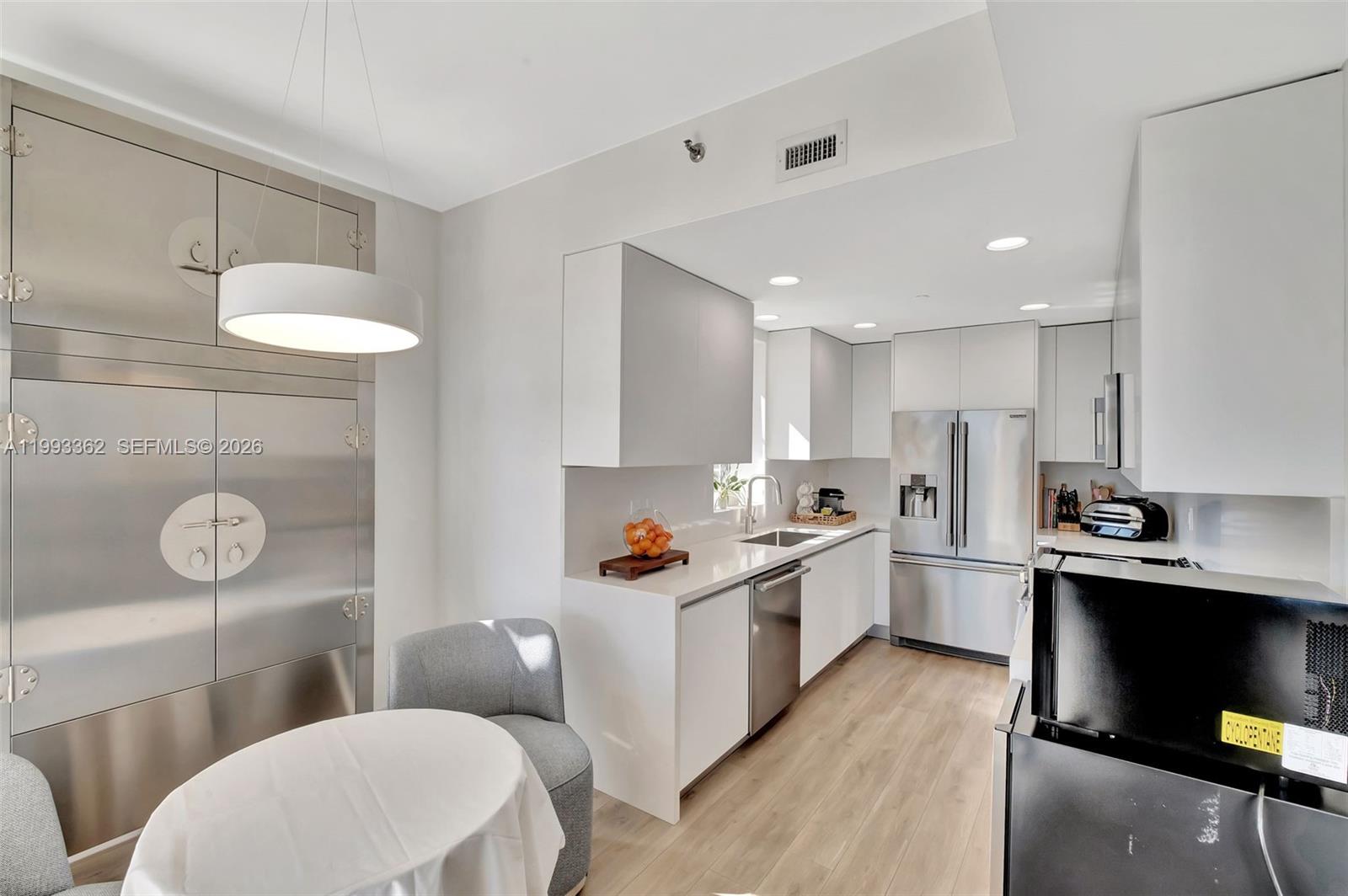 19136 Fisher Is Dr #19136 Miami Beach, FL 33109