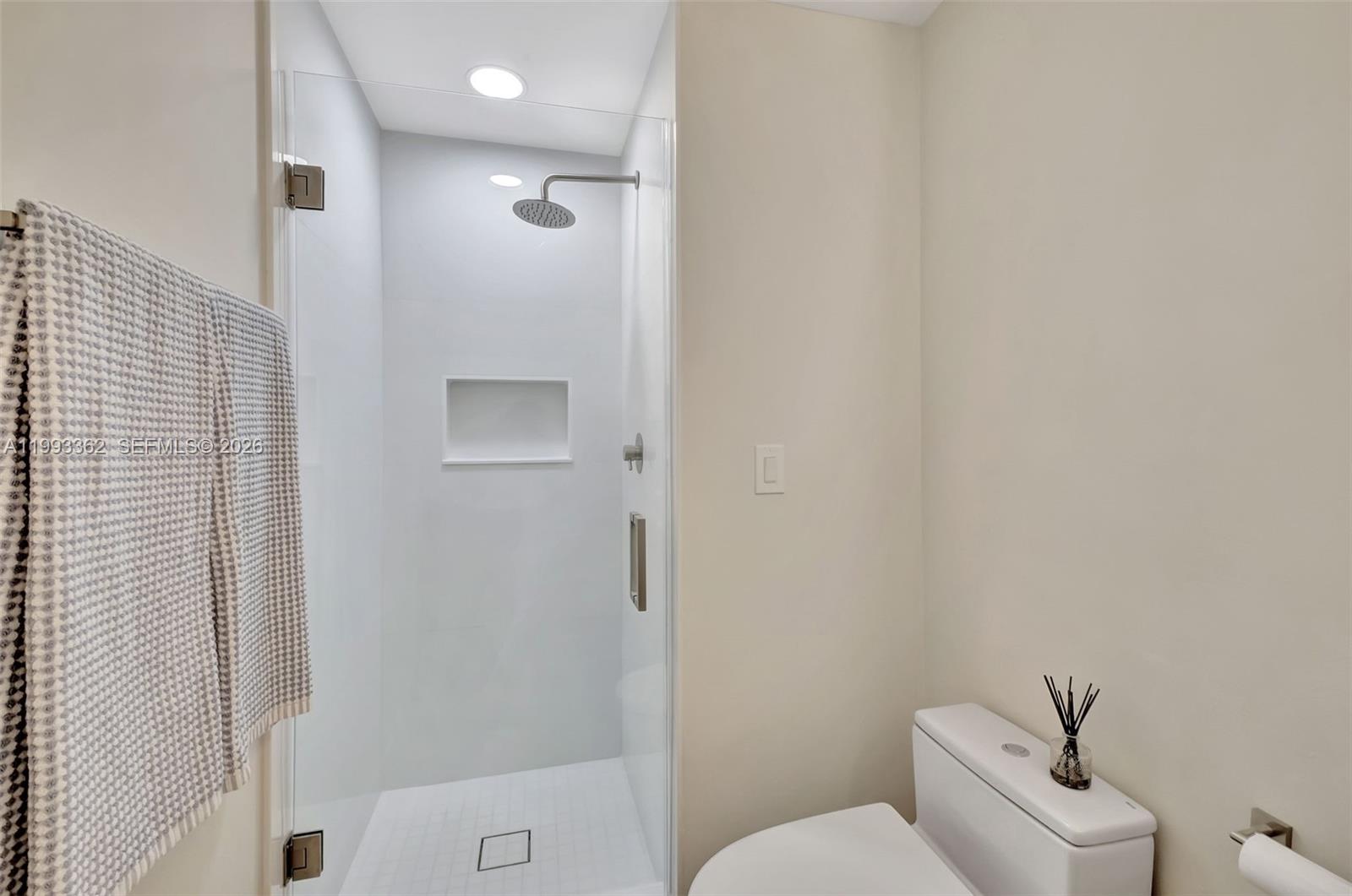 19136 Fisher Is Dr #19136 Miami Beach, FL 33109