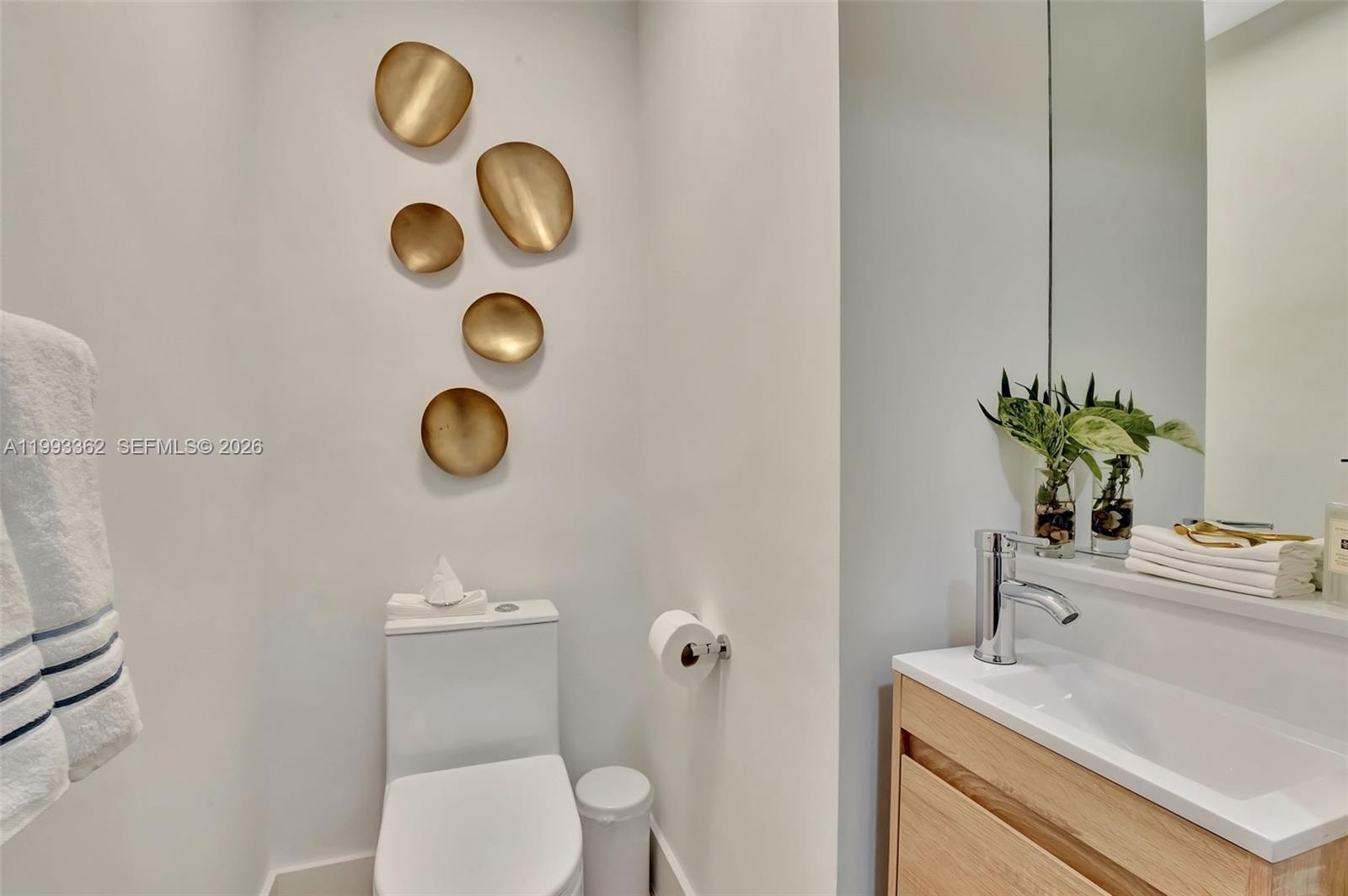 19136 Fisher Is Dr #19136 Miami Beach, FL 33109