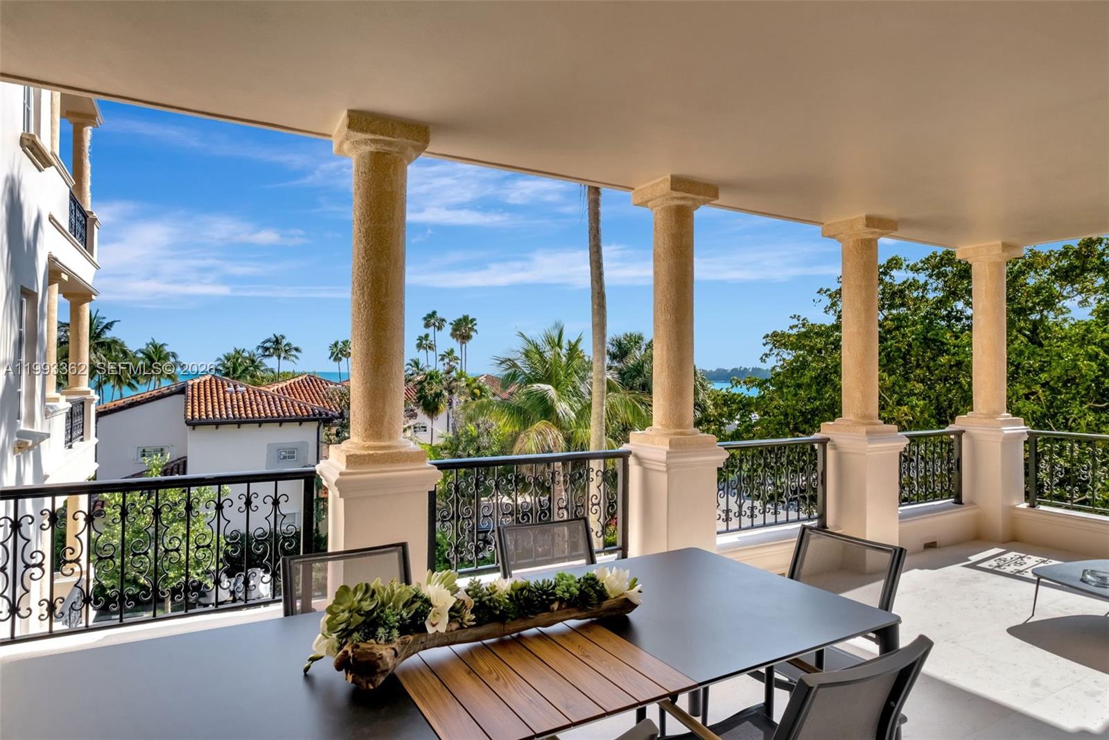 19136 Fisher Is Dr #19136 Miami Beach, FL 33109