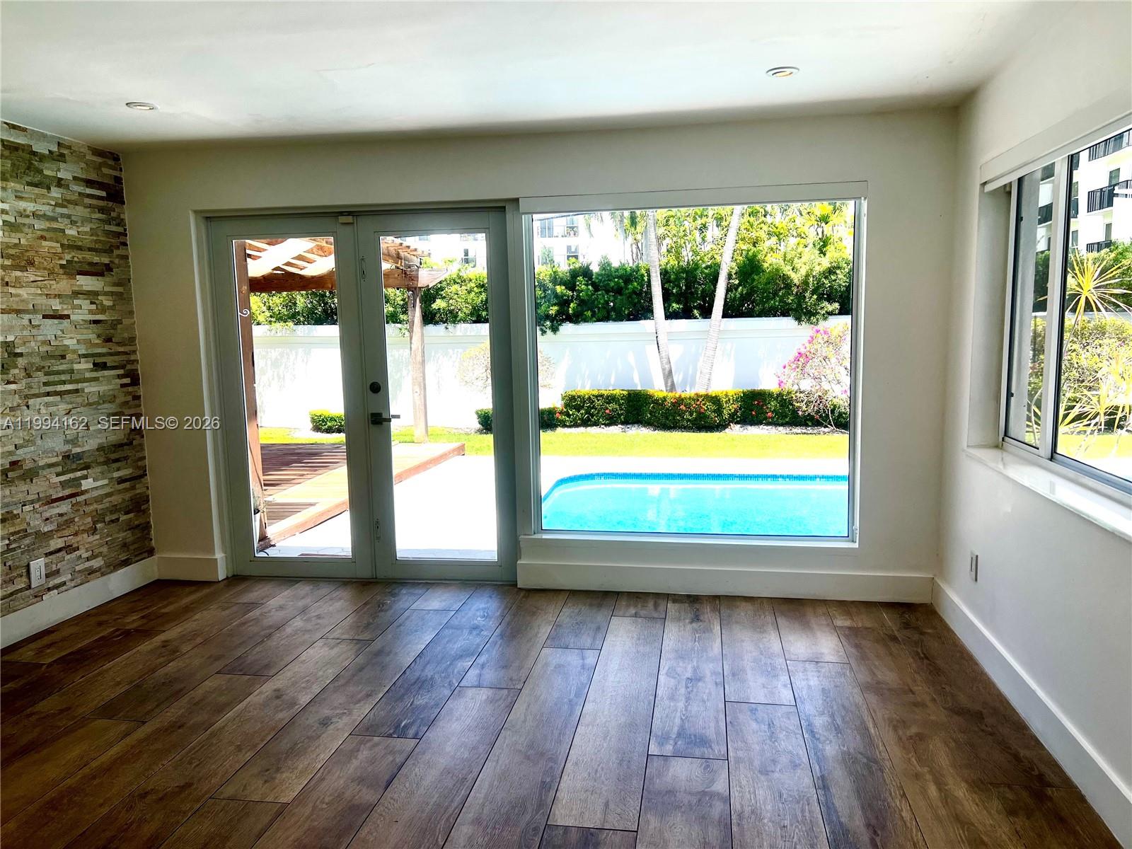 3551 E Glencoe St Miami, FL 33133