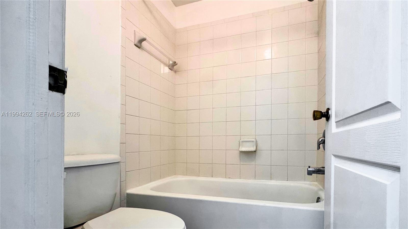 22631 SW 88th Pl #2-18 Cutler Bay, FL 33190