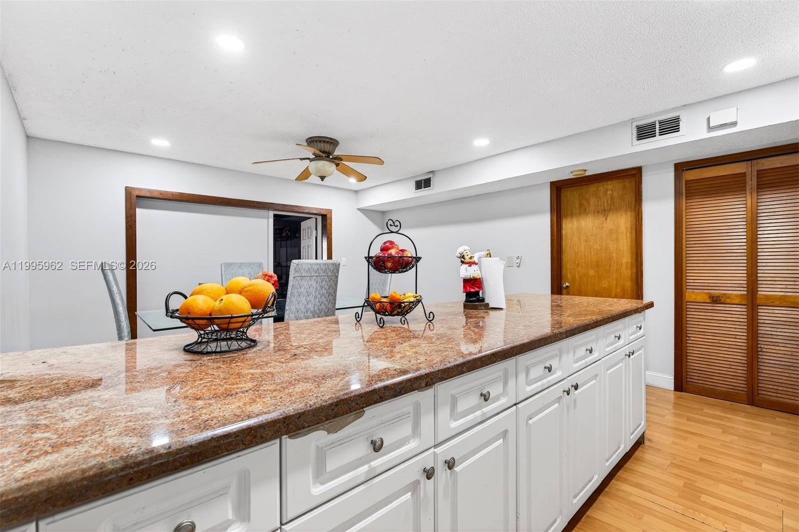 7821 SW 9th Ter Miami, FL 33144