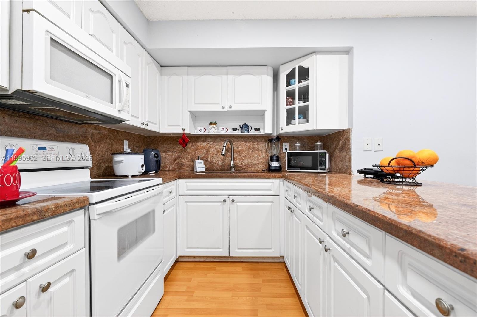 7821 SW 9th Ter Miami, FL 33144