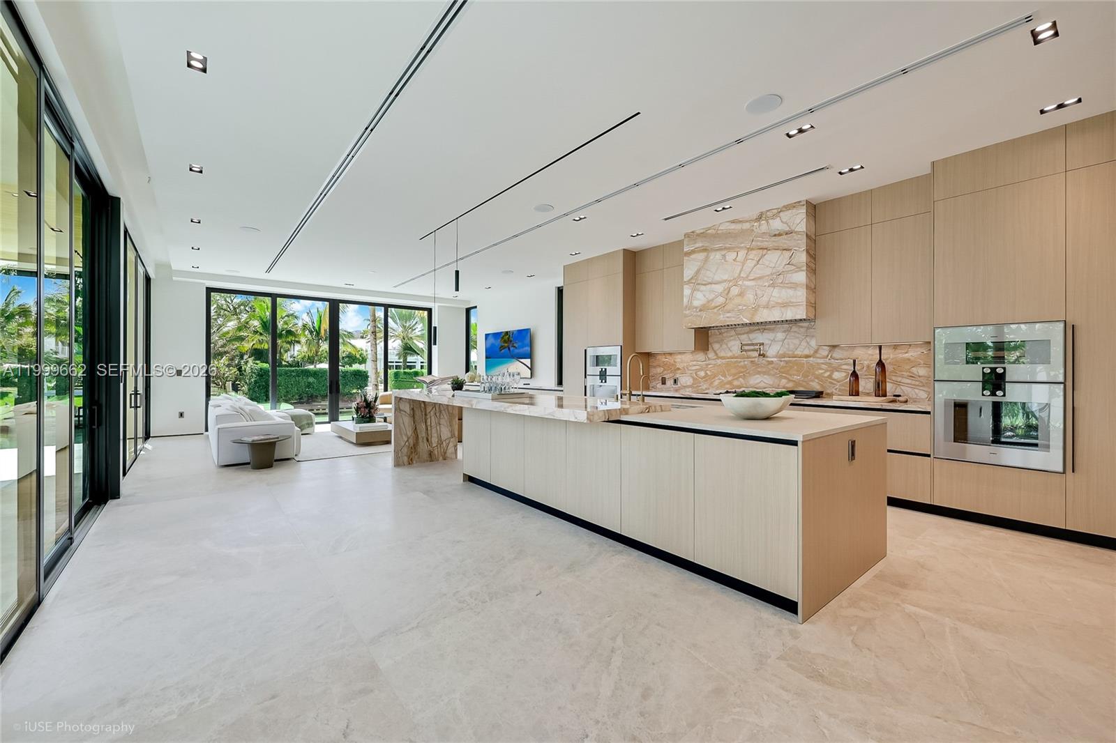 770 Lake Rd Miami, FL 33137