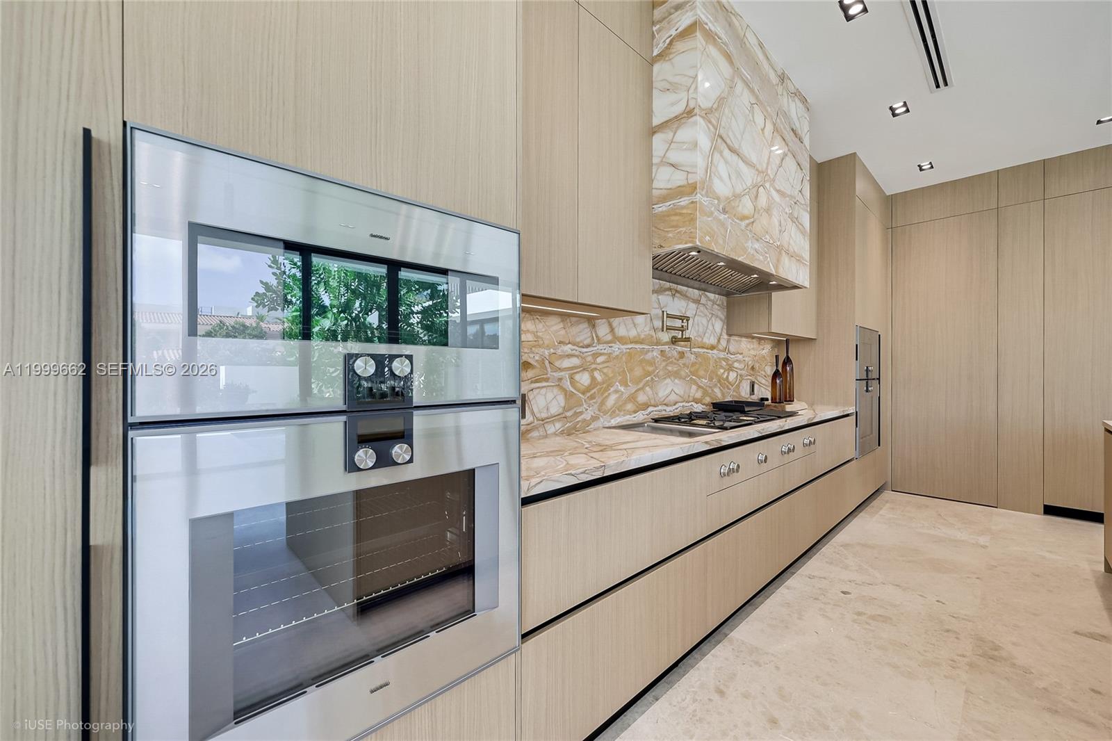 770 Lake Rd Miami, FL 33137