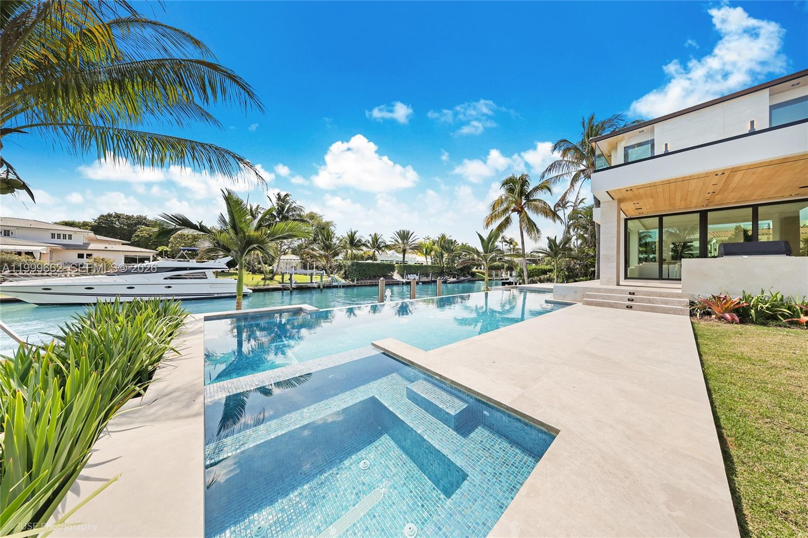 770 Lake Rd Miami, FL 33137