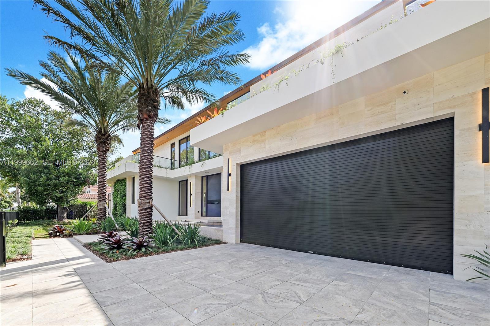 770 Lake Rd Miami, FL 33137