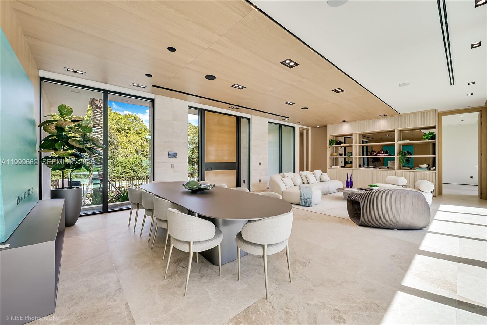 770 Lake Rd Miami, FL 33137