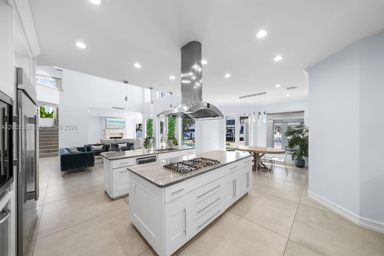 2614 Castilla Isle Fort Lauderdale, FL 33301