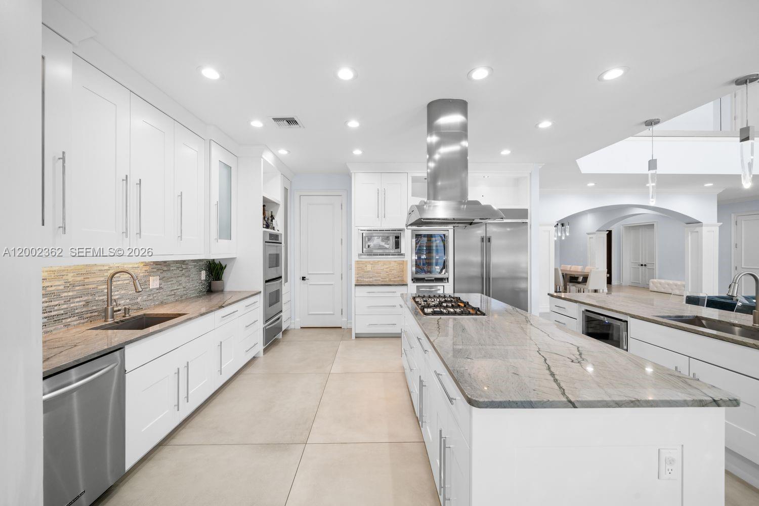 2614 Castilla Isle Fort Lauderdale, FL 33301