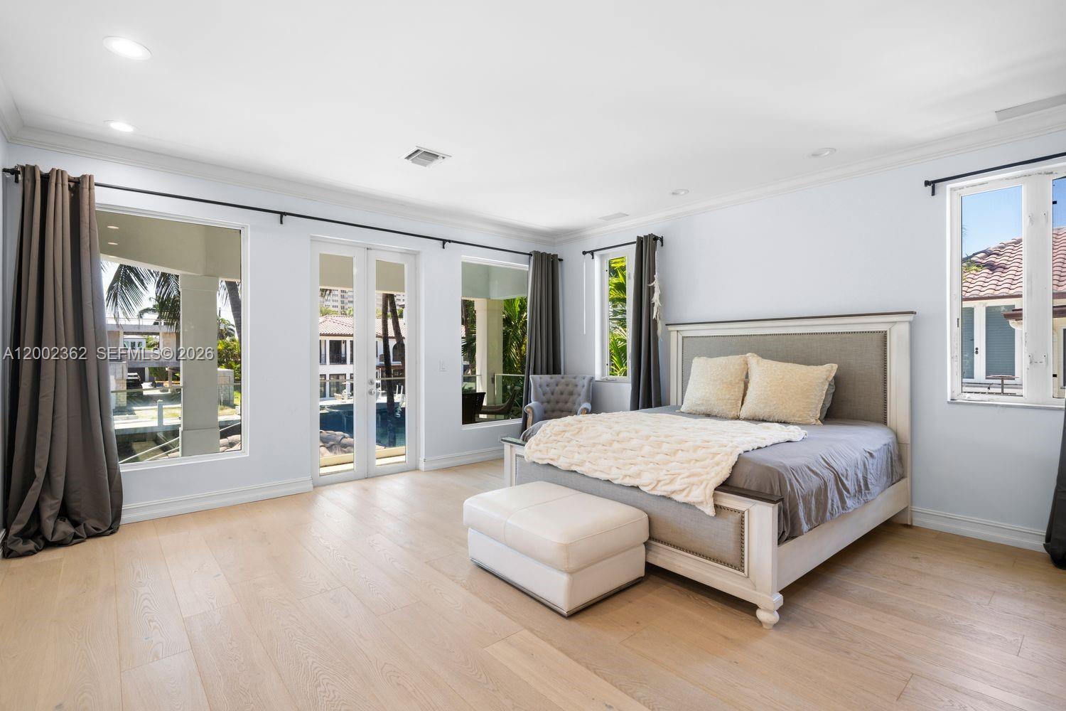 2614 Castilla Isle Fort Lauderdale, FL 33301