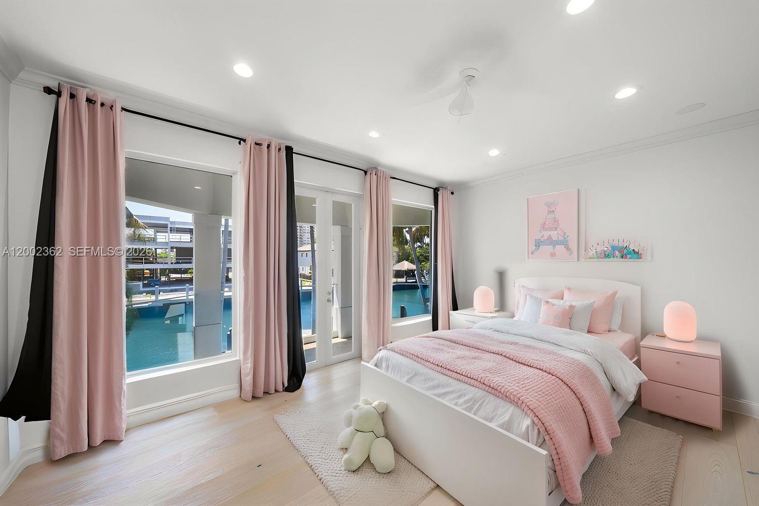 2614 Castilla Isle Fort Lauderdale, FL 33301