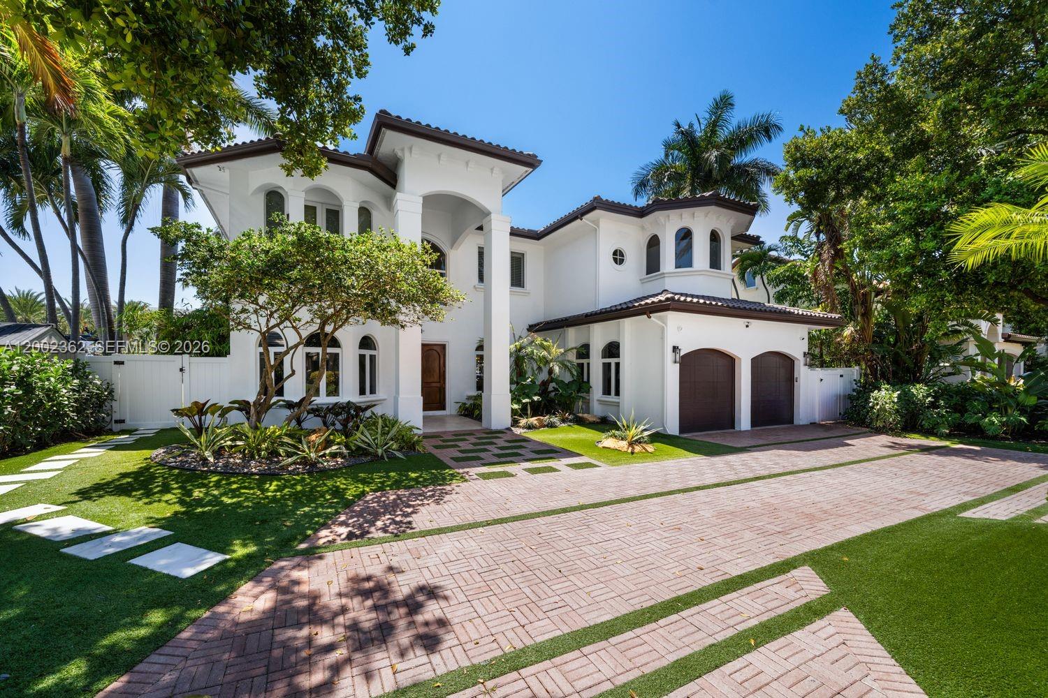 2614 Castilla Isle Fort Lauderdale, FL 33301