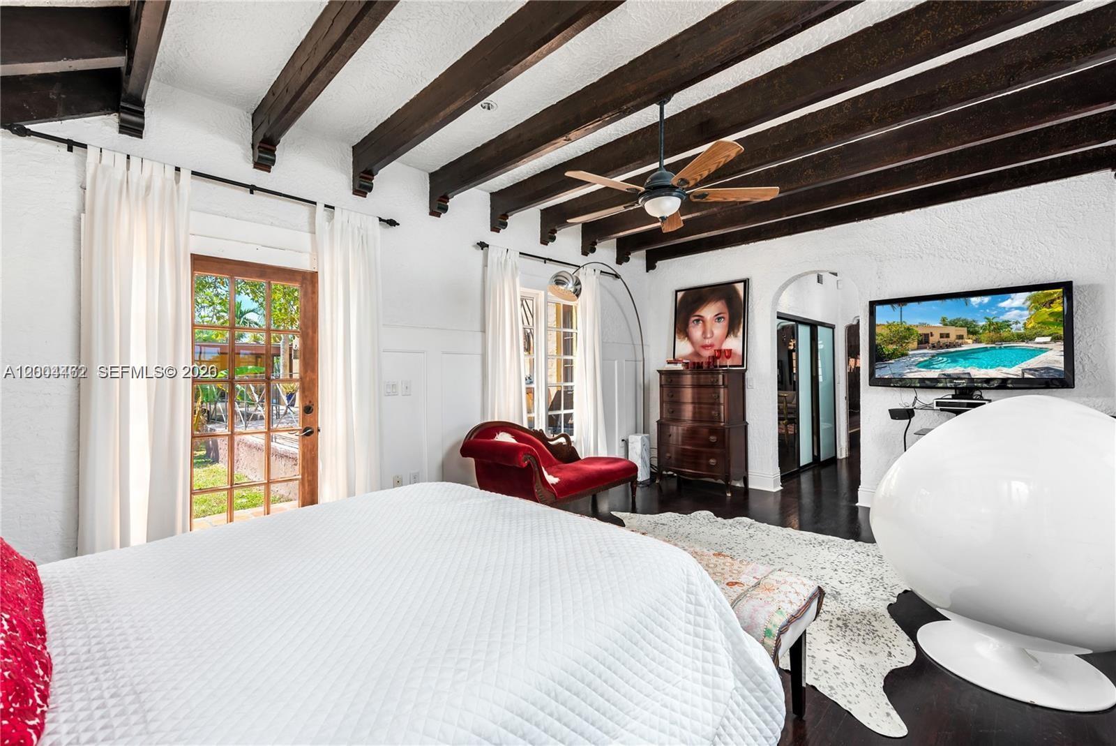 1036 NE 89th St Miami, FL 33138