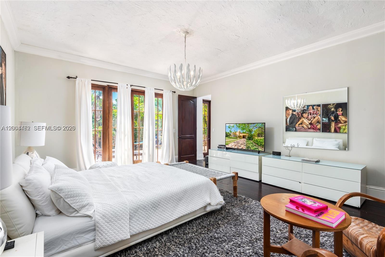 1036 NE 89th St Miami, FL 33138