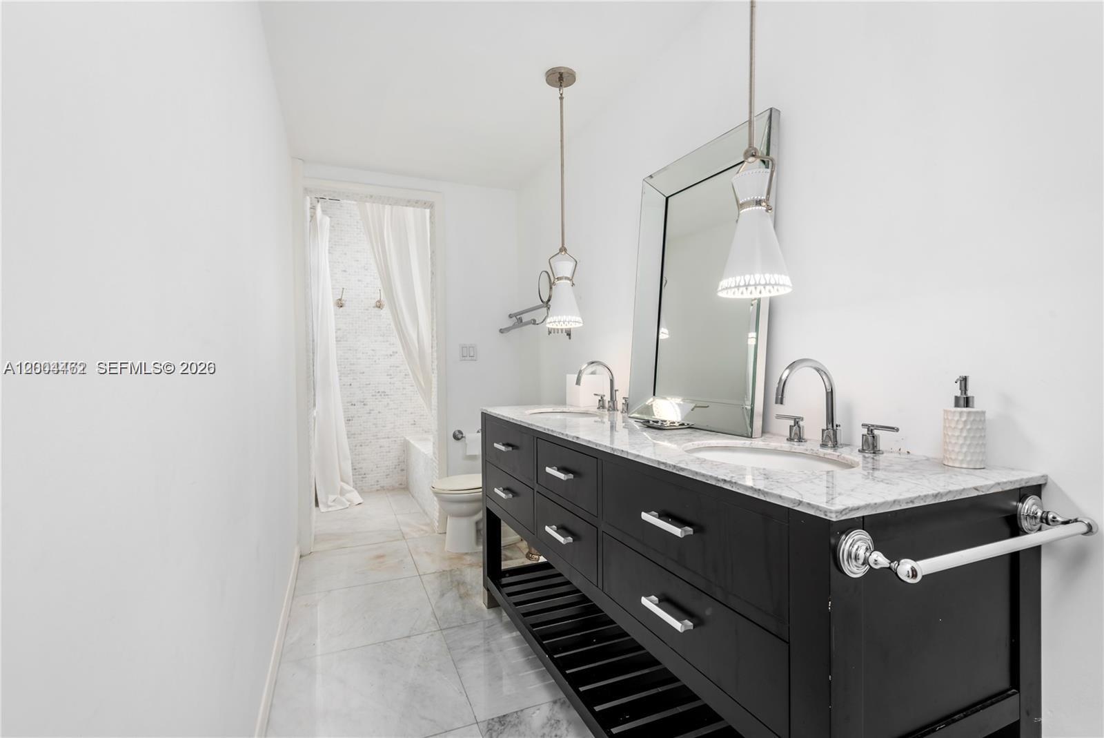 1036 NE 89th St Miami, FL 33138