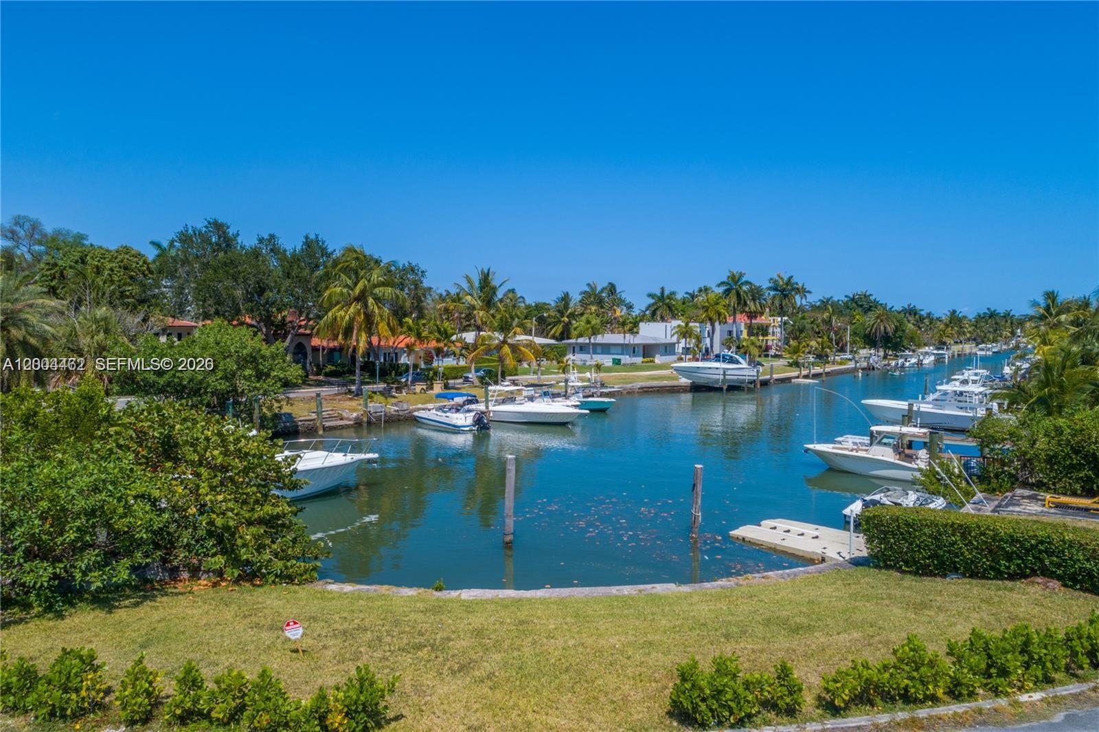 1036 NE 89th St Miami, FL 33138